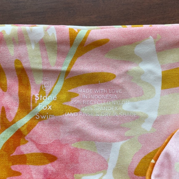 Stone Fox Swim Lele Swim Top Tropix Size L - Picture 7 of 8